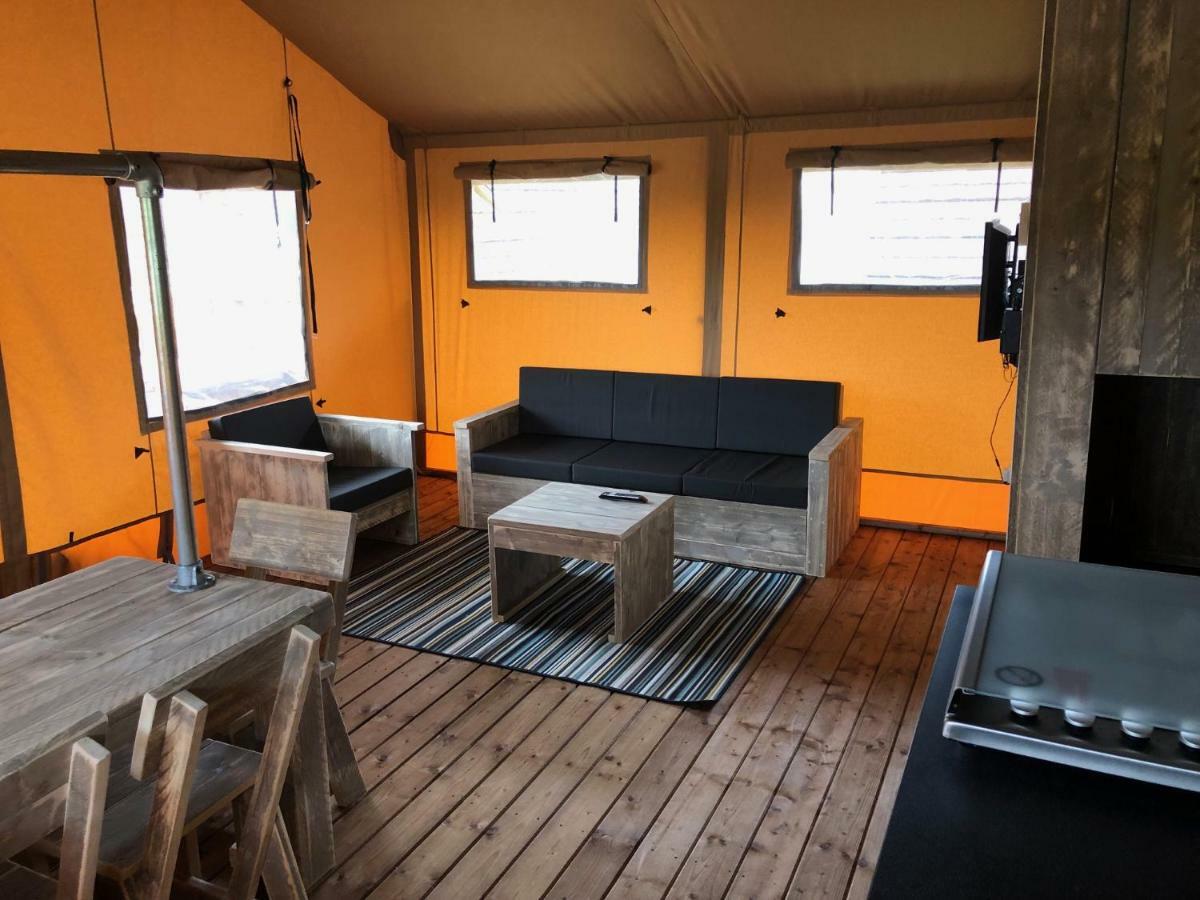 Camping Ginsterveld Бур Хамстед Екстериор снимка